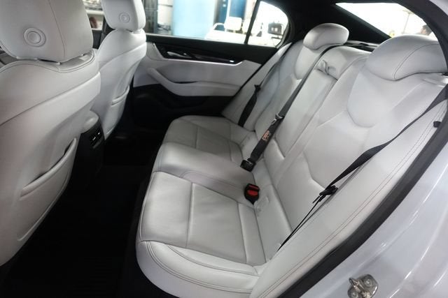 2022 Cadillac CT5 Premium Luxury