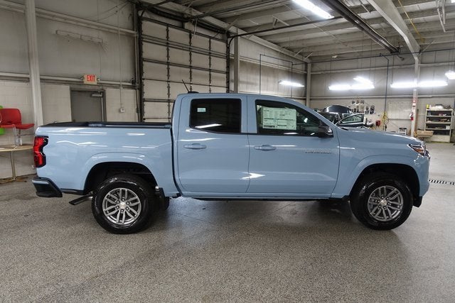 2025 Chevrolet Colorado WT/LT