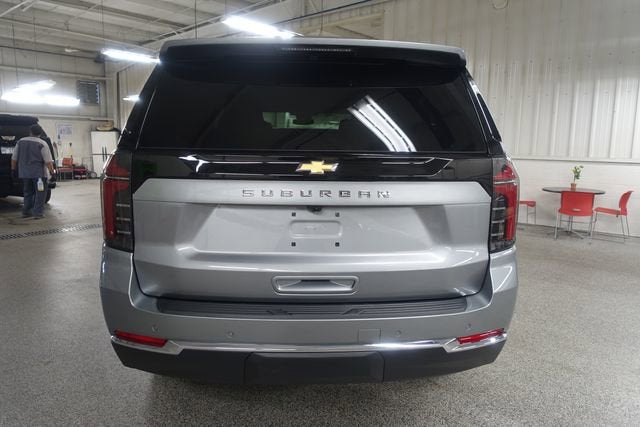 2026 Chevrolet Suburban LS