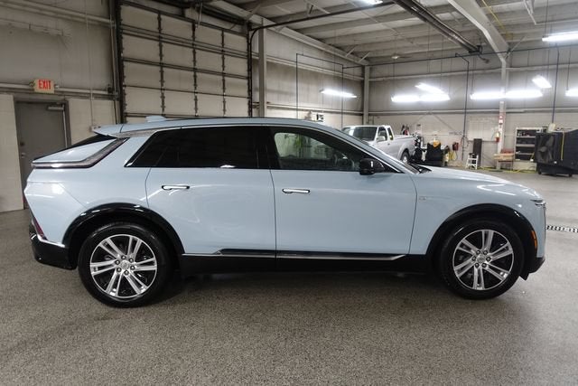 2024 Cadillac LYRIQ Tech