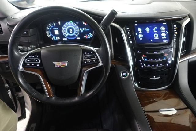 2020 Cadillac Escalade Luxury