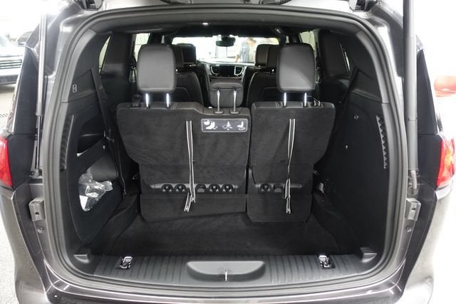 2020 Chrysler Pacifica Touring L Plus