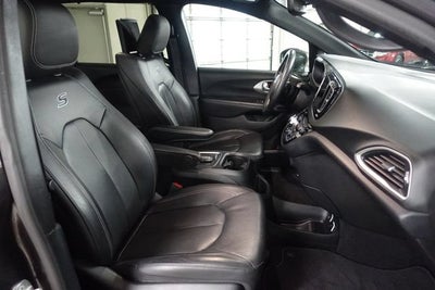 2020 Chrysler Pacifica Touring L Plus