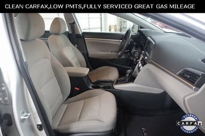 2019 Hyundai Elantra SE