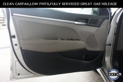 2019 Hyundai Elantra SE