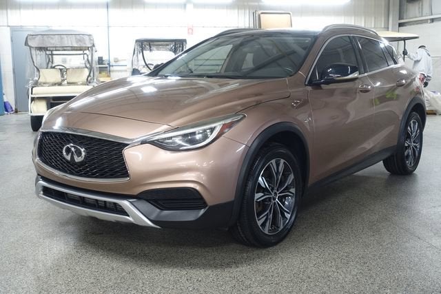 2019 INFINITI QX30 LUXE
